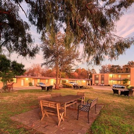 Hamilton Hume Motor Inn Yass Exterior photo