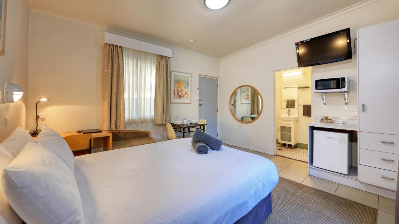 Hamilton Hume Motor Inn Yass Exterior photo
